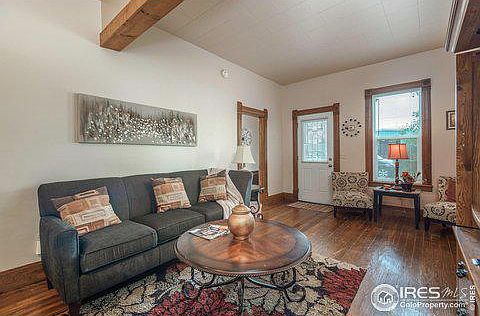 2nd image of 530 Maple Ave