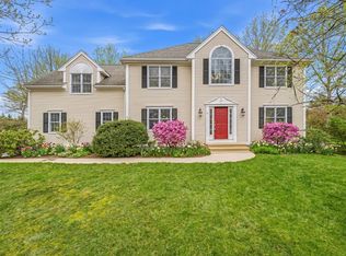 11 Little Tree Rd, Medway, MA 02053