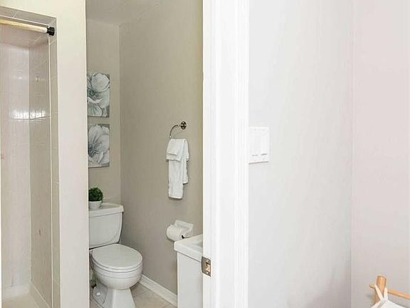 3rd image of 550 Steddick Ct #37