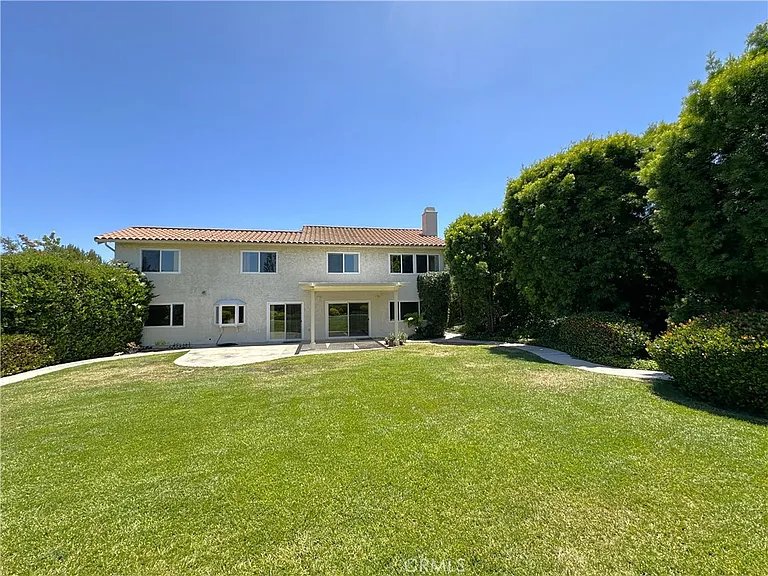 26543 Academy Dr — Photo 49