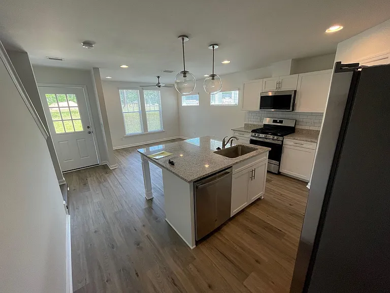 2848 Blue Blossom Trl — Photo 2