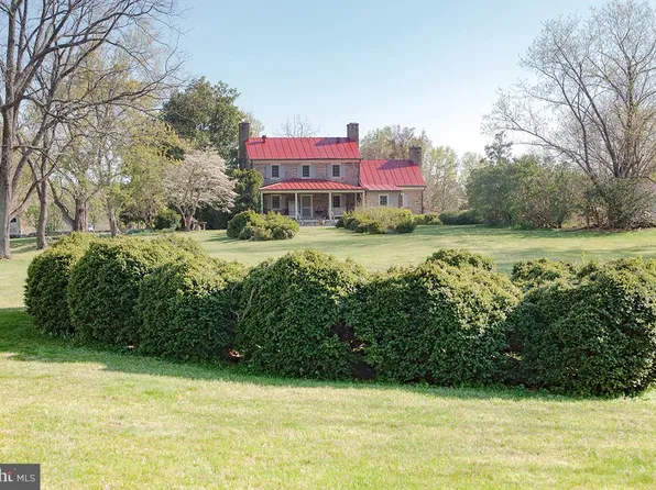 437 Yancey Rd, Woodville, VA 22749