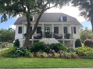 346 Shadow Race Ln, Folly Beach, SC 29439