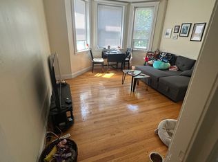 360 Riverway APT 4, Boston, MA 02115
