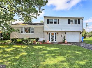 10 Delmont Ave, Harrisburg, PA 17111