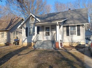 1224 SW Webster Ave, Topeka, KS 66604