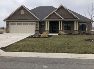 1035 Black Bear Path, Berne, IN 46711