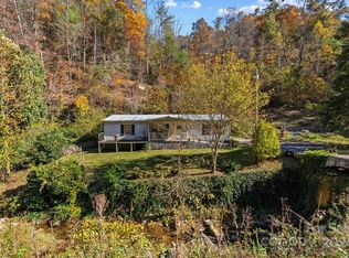 1515 Baileys Branch Rd, Marshall, NC 28753