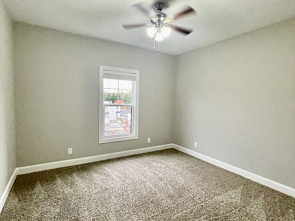 4th image of 105 Cornerstone St APT 206
