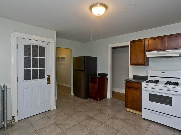 286 Sumner Ave #1 — Photo 13