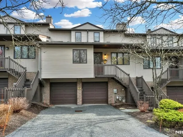 64 Peach Hill Ct, Ramsey, NJ 07446