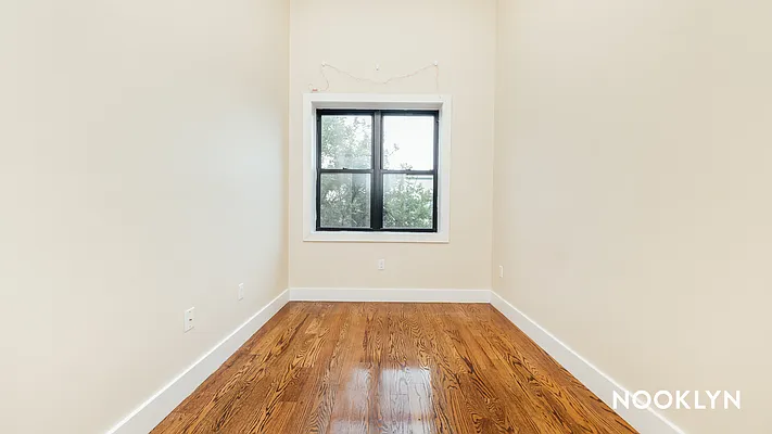Rented by Nooklyn NYC LLC | media 21