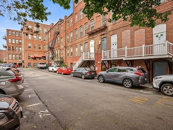 4th image of 24 Washington St Unit 303