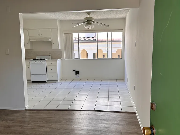 421 Indiana St #9 — Photo 7
