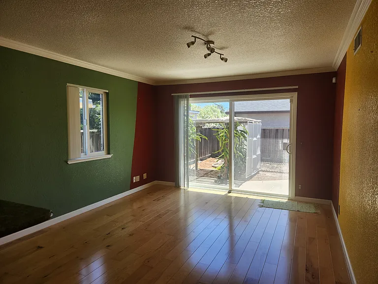 4916 Omar St — Photo 22