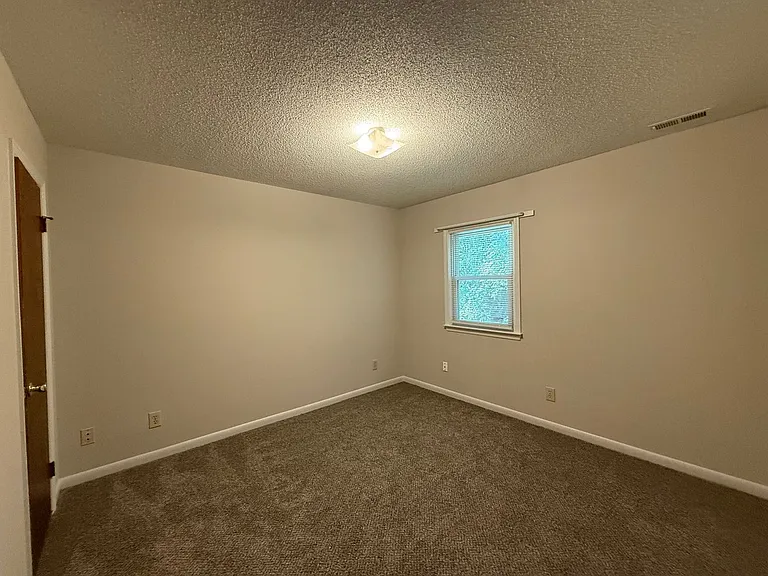 2310 Indian Dr — Photo 7
