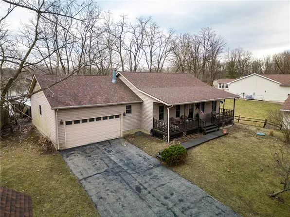 63 Vj Dr, Oakwood, IL 61858