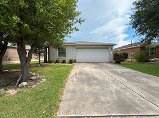 600 Golden Gate Dr, Leander, TX 78641