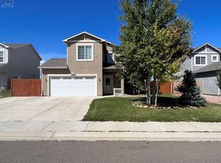 5167 Crested Hl, Pueblo, CO 81008