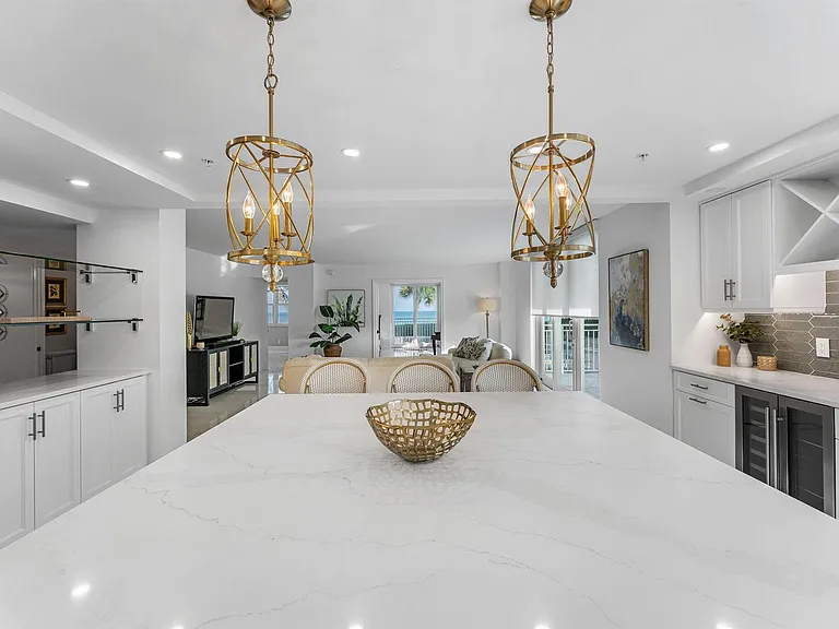 500 Ocean Dr #E-2D — Photo 24