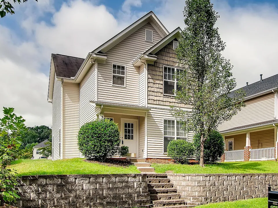 8011 Rolling Meadows Ln