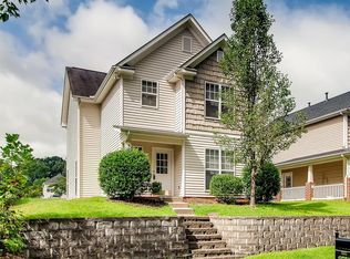 8011 Rolling Meadows Ln, Huntersville, NC 28078