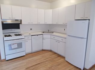 184 Underhill Ave #3, Brooklyn, NY 11238