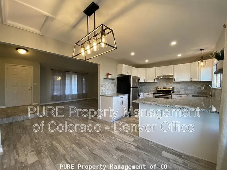525 Southpark Rd — Photo 6