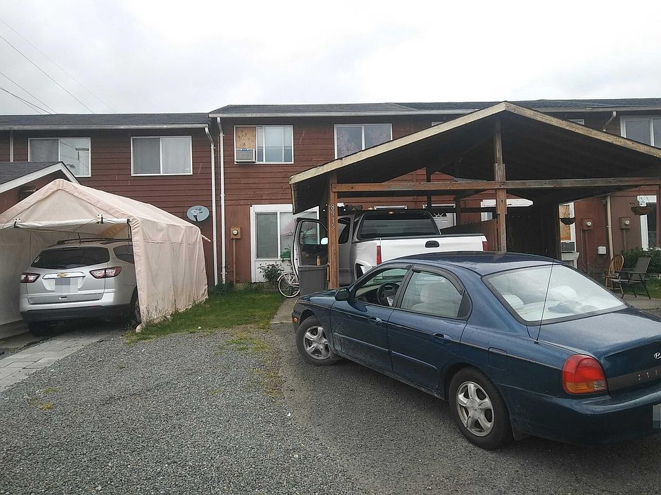 1st image of 8915 11th St NE