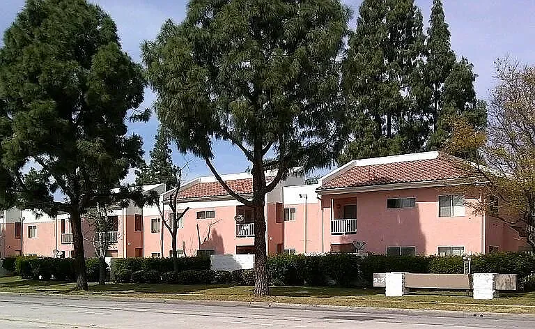 Beverly Villa — Photo 1