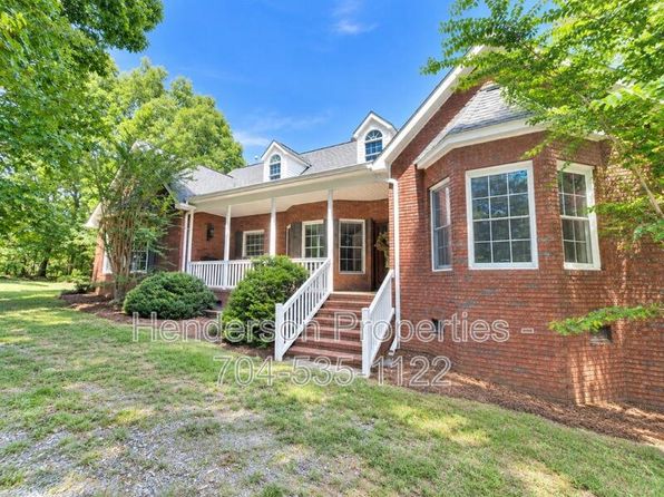 5560 Old Thompson Rd