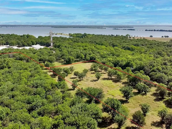 Main St, Lake Dallas, TX 75065