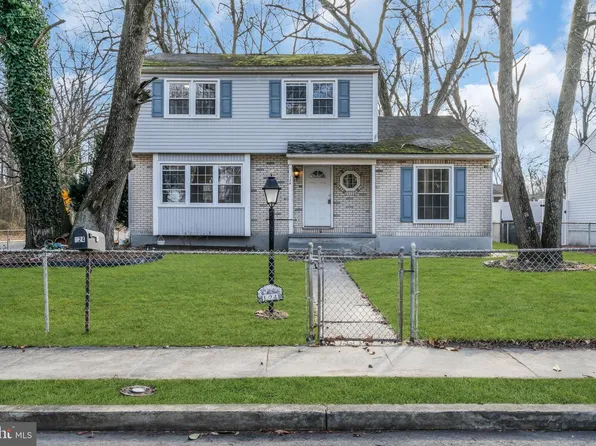 124 Stratford Ave, Stratford, NJ 08084