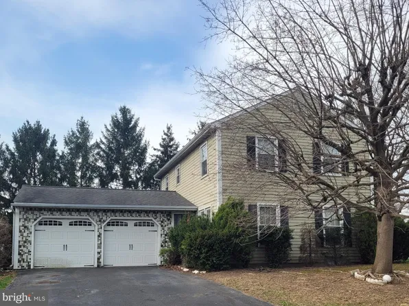 4471 Brooks Vale Ct, Harrisburg, PA 17110