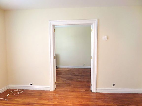 5th image of 3407 36th Ave APT 3B