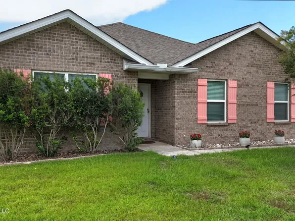 500 E Marigold Dr, Long Beach, MS 39560