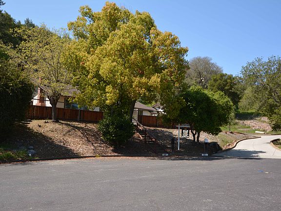 3rd image of 99 San Joaquin Pl