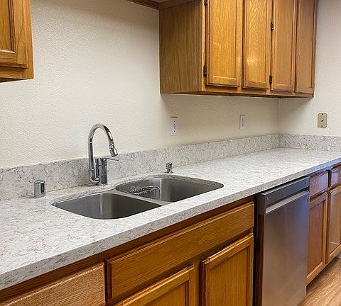5th image of 21 Pelican Ln #21
