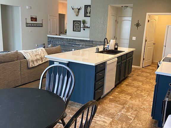 4th image of 486 Mount Belford Dr