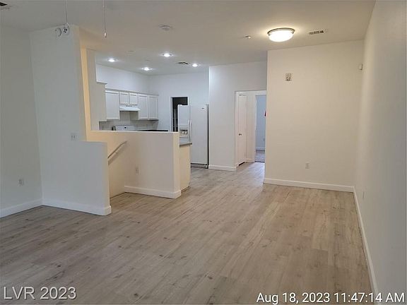 3rd image of 5925 Palmilla St Unit 5