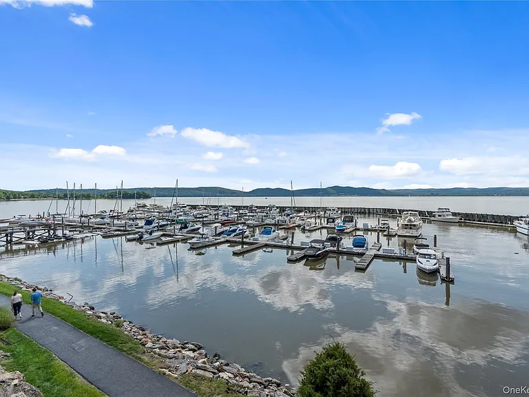 1410 Half Moon Bay Dr — Photo 19