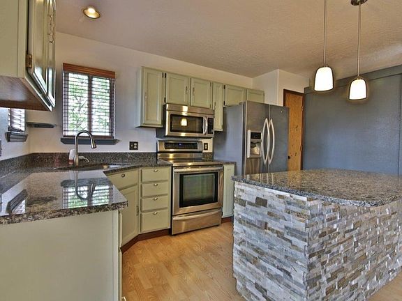 5th image of 2507 N Powderhorn St
