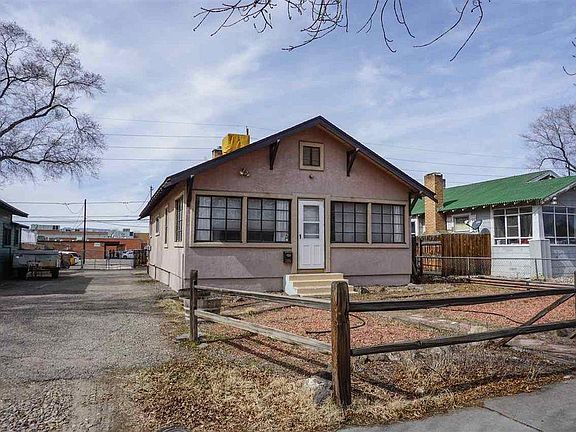 Front yard with parking