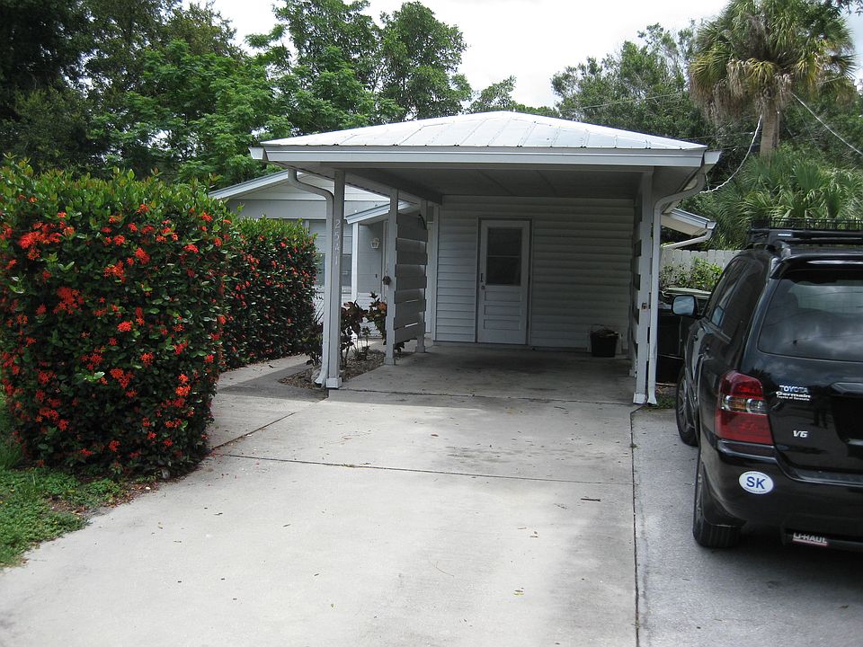1st image of 2541 Waldemere St