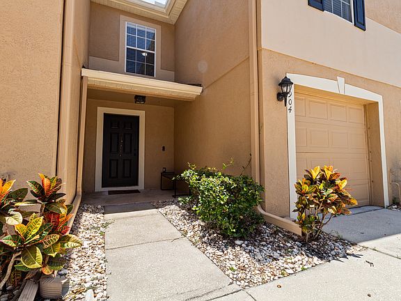 4th image of 7904 Longwood Run Ln