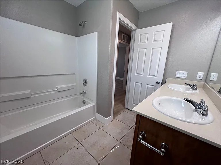 2970 Tranquil Brook Ave — Photo 46