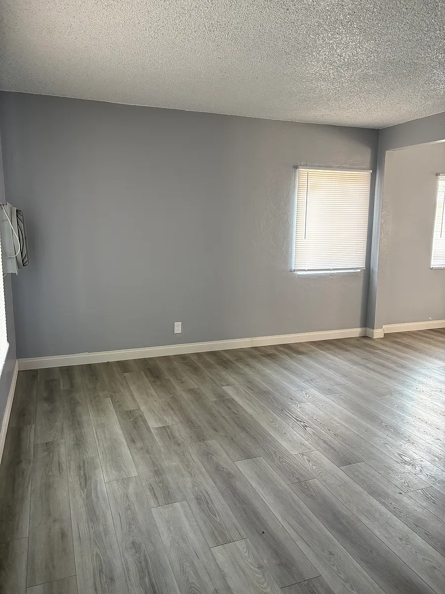 Building Photo - 7365 Golondrina Dr
