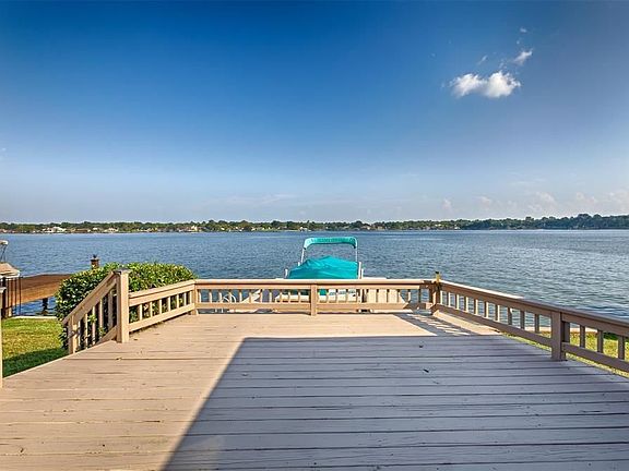 4th image of 12676 Pelican Blvd