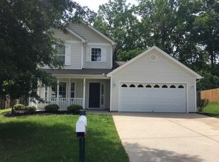 139 Maximus Dr, Greer, SC 29651