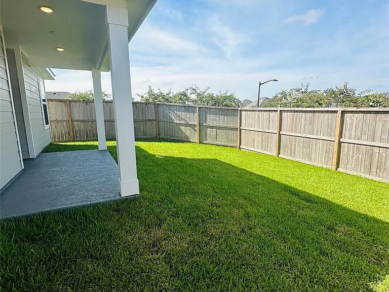 734 Falling Cave Dr — Photo 5